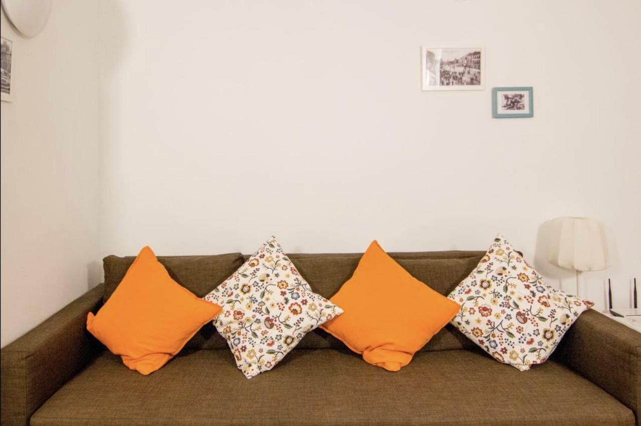 Central Station. Free Wifi & Terrace Valencia Luaran gambar